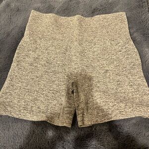 Colsie Women's Textured Gray Bike Shorts